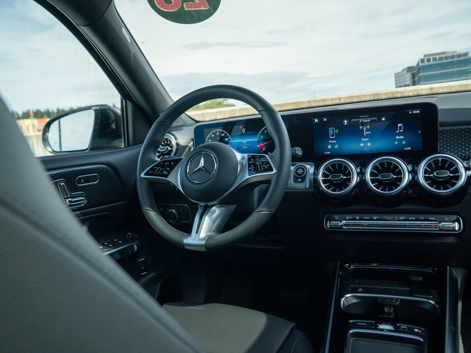 2026 Mercedes-Benz GLB GLB 250 - Photo 21