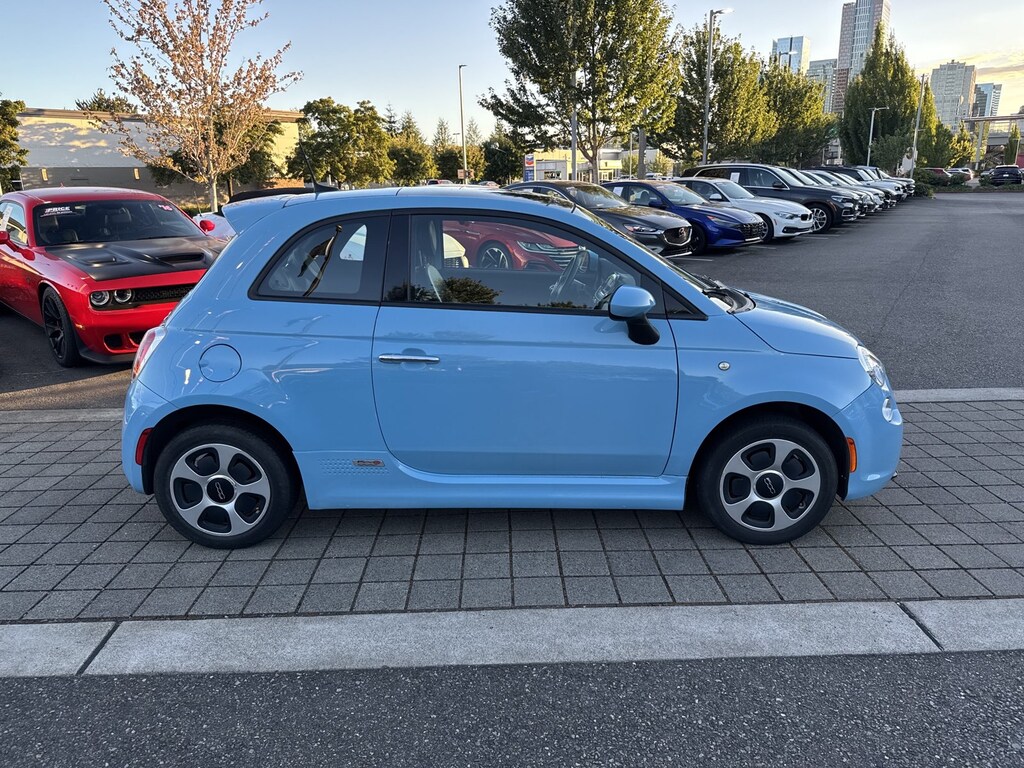 Used 2017 FIAT 500 Battery Electric Hatchback