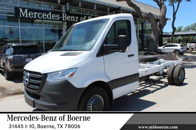 2023 Mercedes-Benz Sprinter Cab Chassis Base's photo