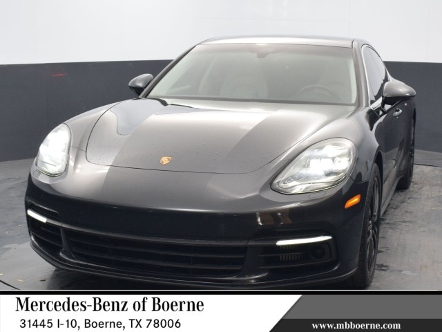 2017 Porsche Panamera 4S's photo