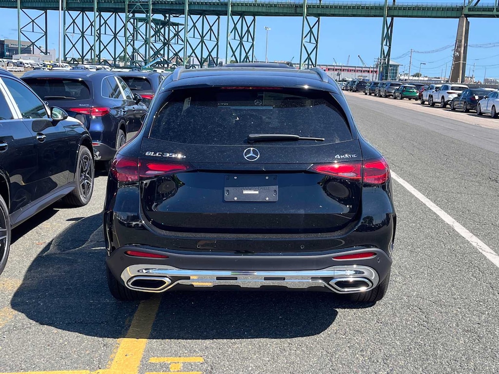 New 2025 MercedesBenz GLC 350e PlugIn Hybrid 4MATIC in Boston Stock SF242668 VIN