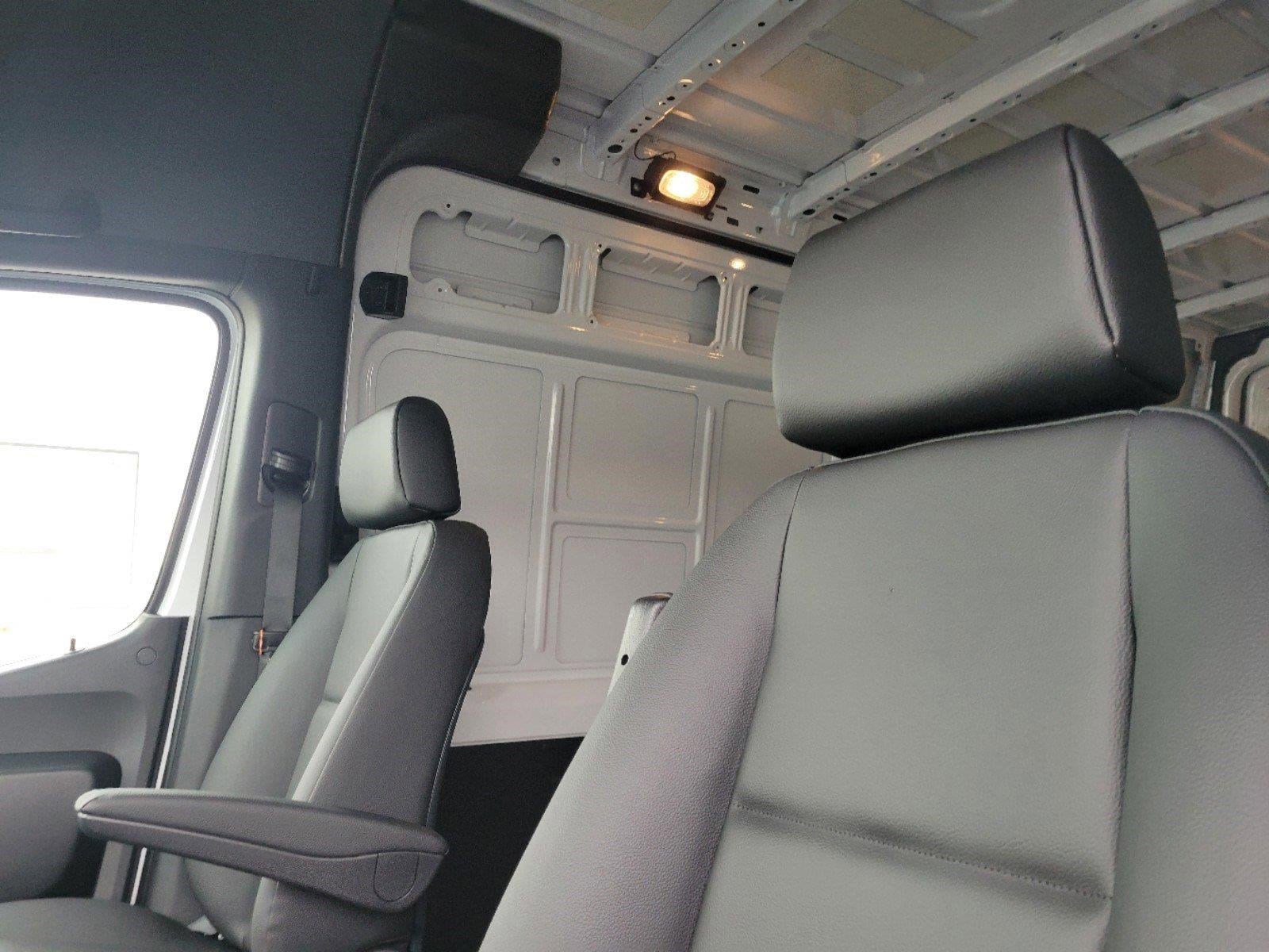 2025 MERCEDES-BENZ SPRINTER - Image 22