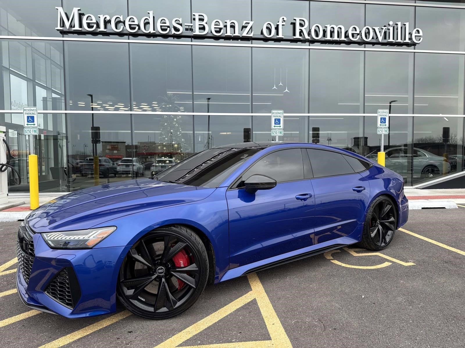 2022 Audi RS 7 Base's photo