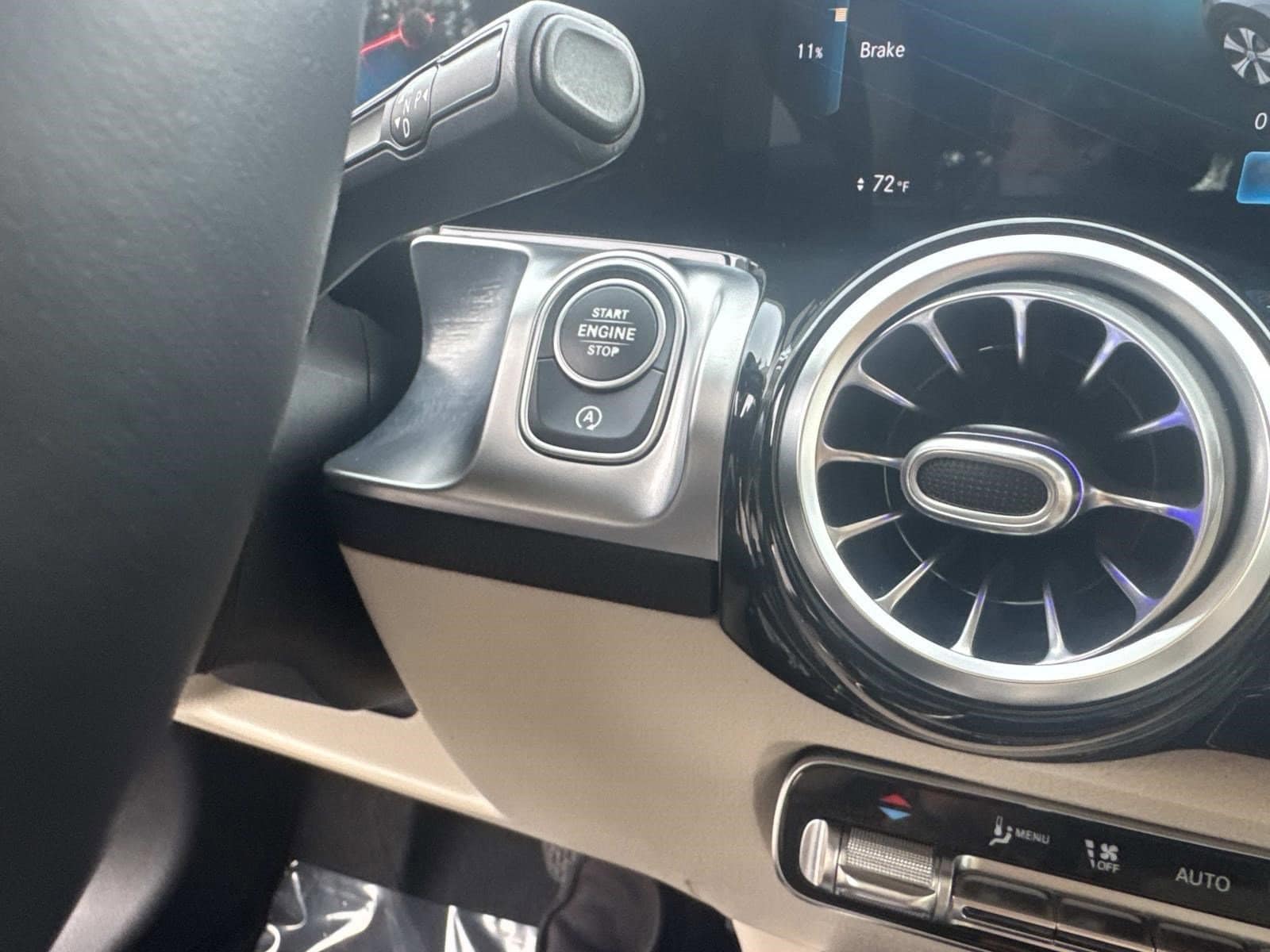 2021 MERCEDES-BENZ GLB-CLASS - Image 27