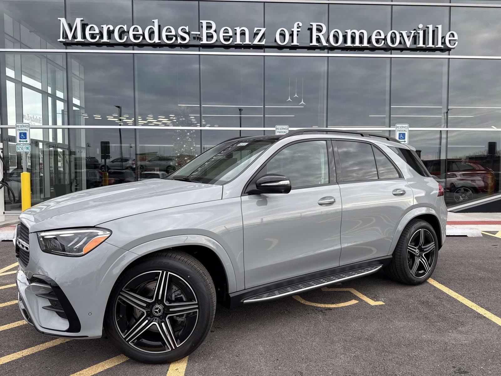 2026 Mercedes-Benz GLE GLE350's photo