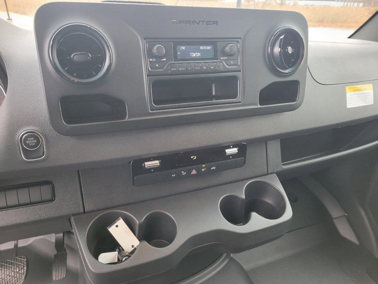 2025 MERCEDES-BENZ SPRINTER - Image 25