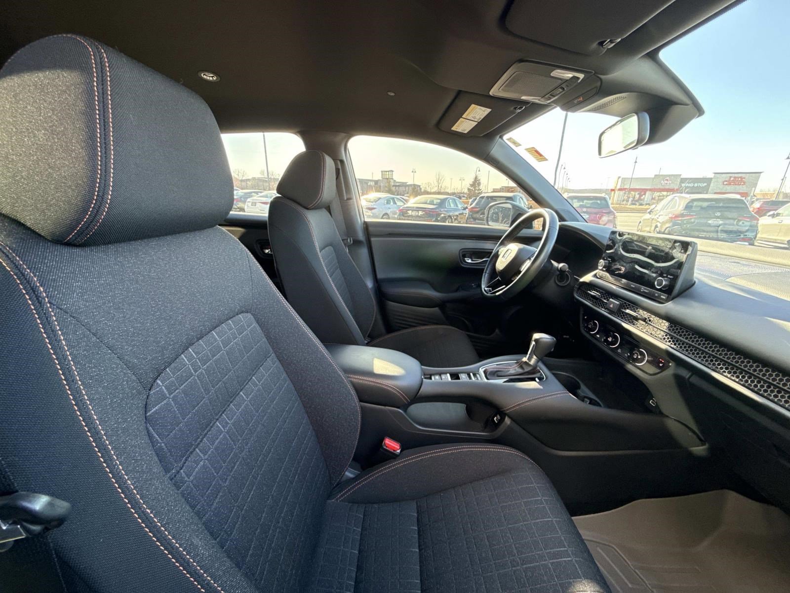 2023 HONDA HR-V - Image 5