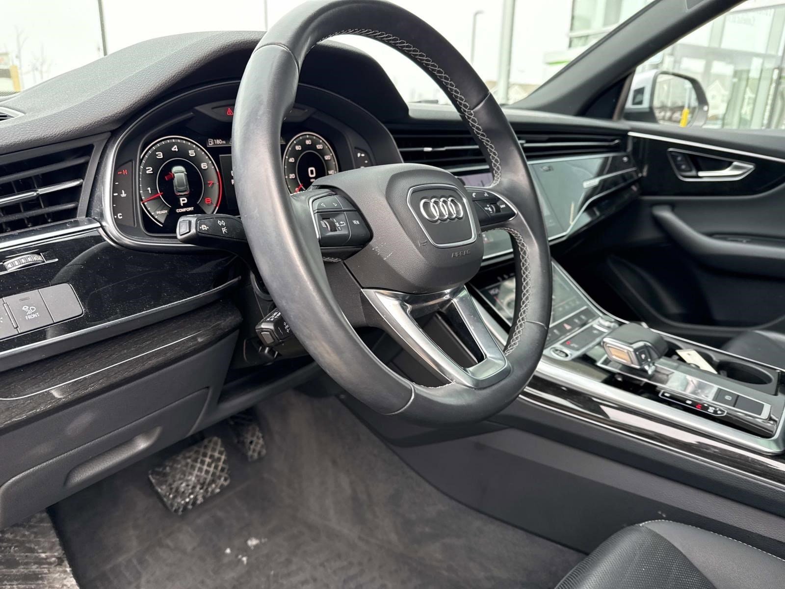 2021 AUDI Q8 - Image 30