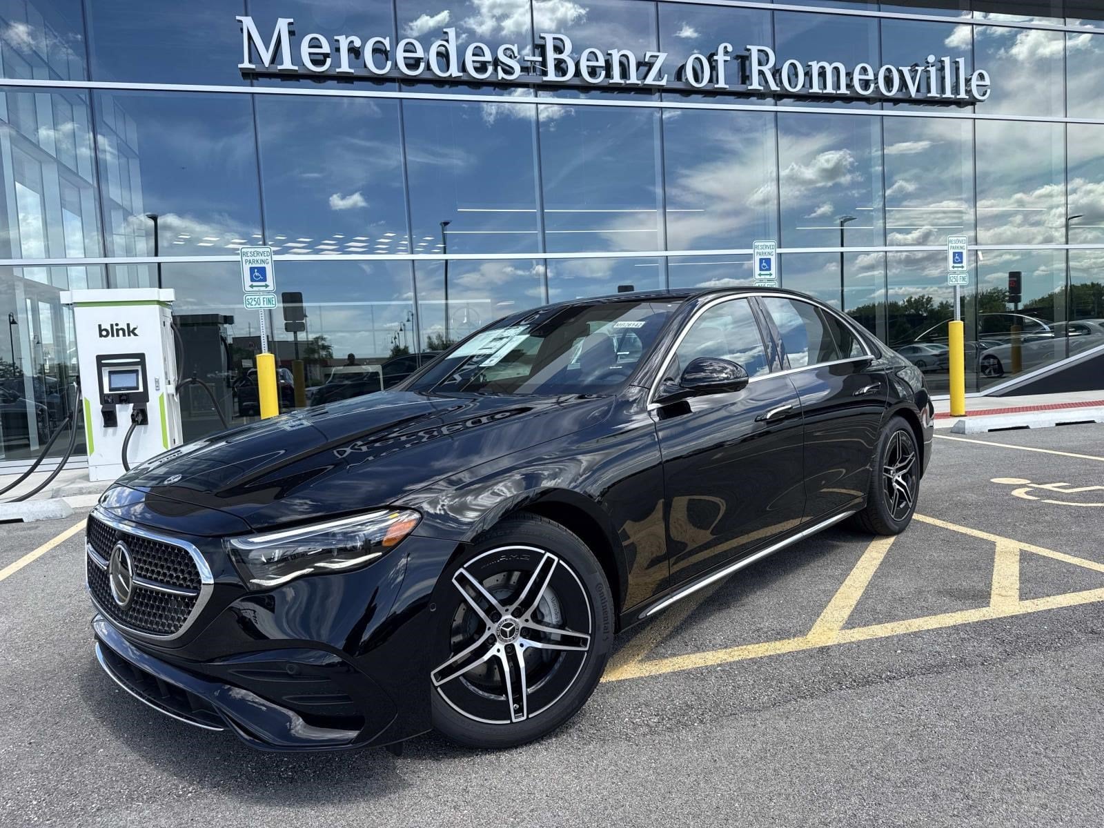 2026 Mercedes-Benz E-Class E450 4MATIC's photo