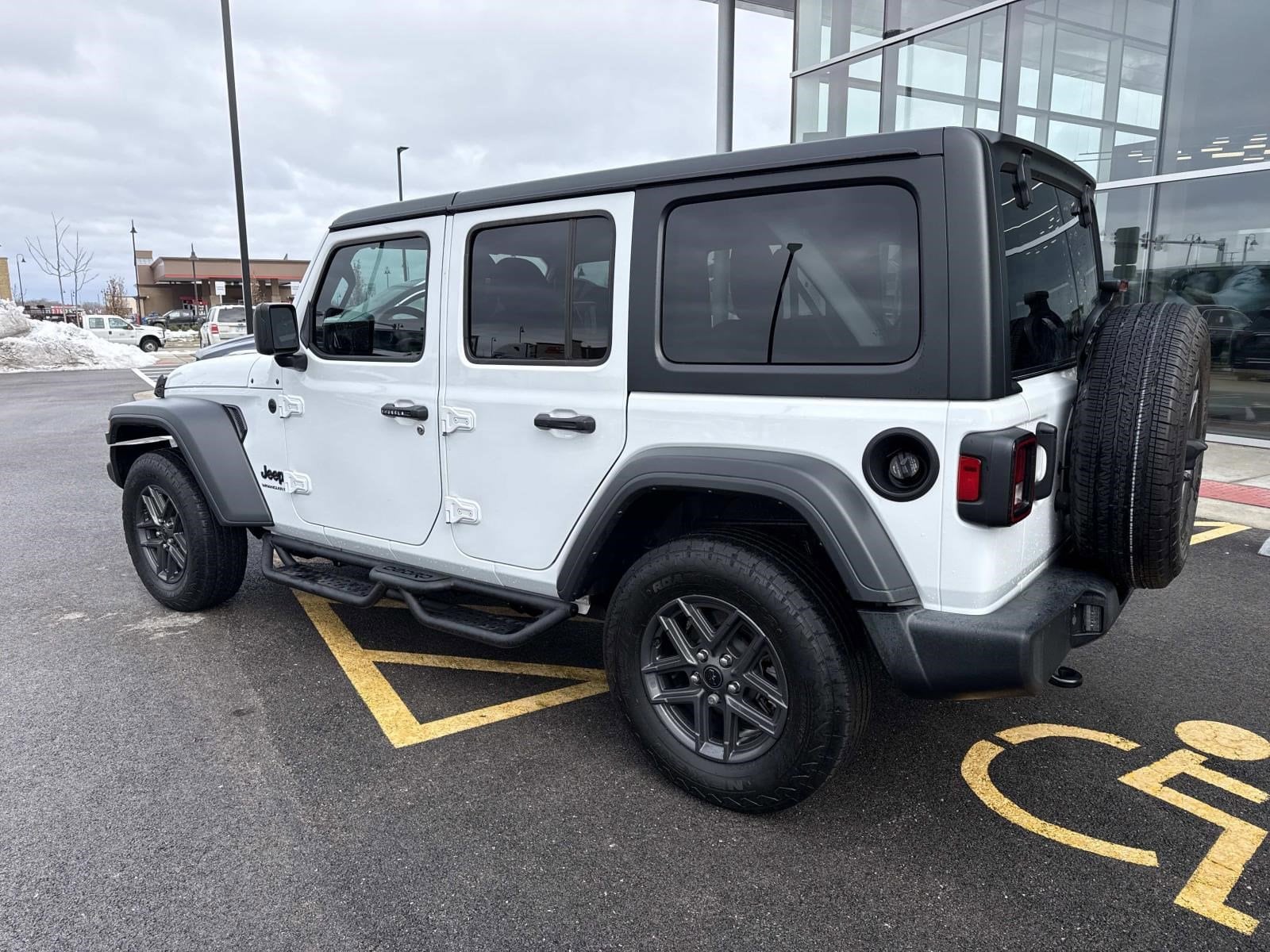 2024 JEEP WRANGLER - Image 11