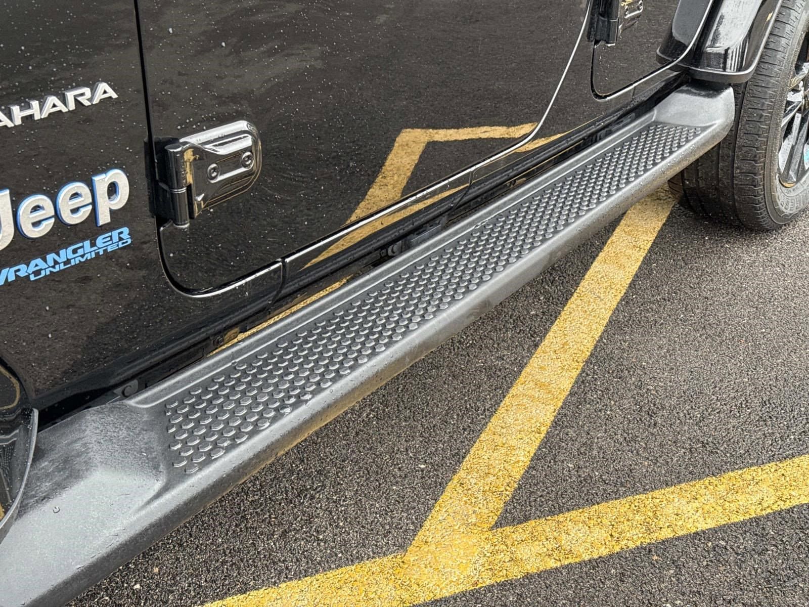 2022 JEEP WRANGLER - Image 12