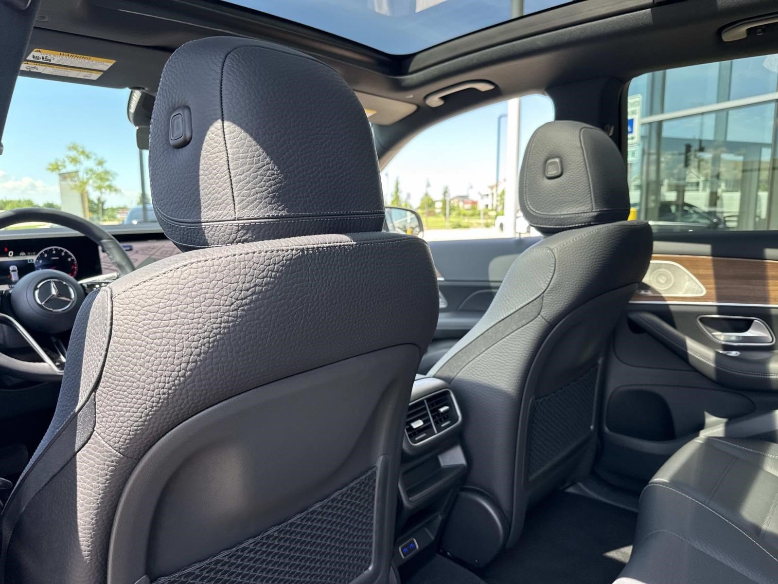 2025 Mercedes-Benz GLE GLE580 - Photo 19