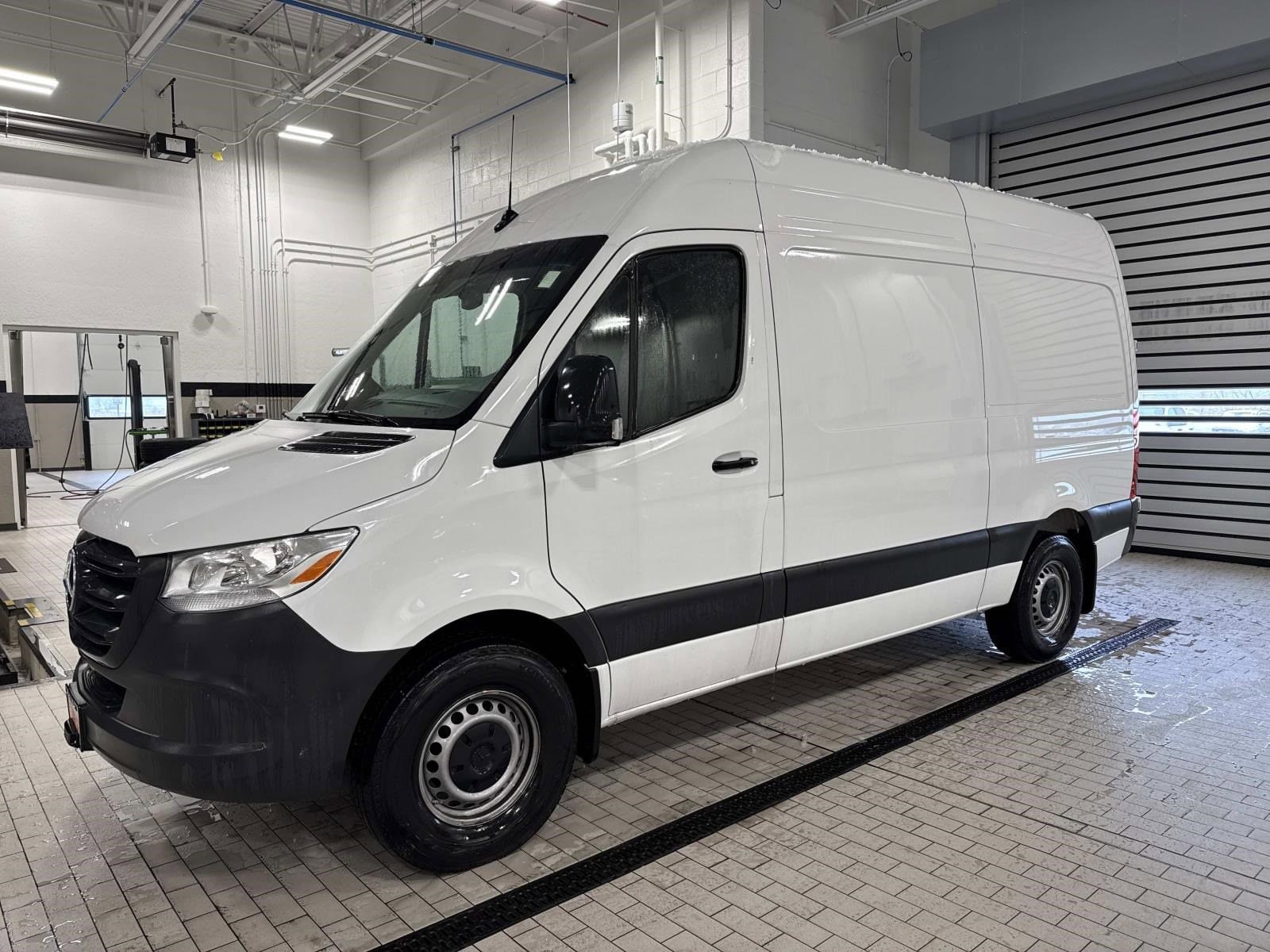 2025 Mercedes-Benz Sprinter Cargo Van Base's photo