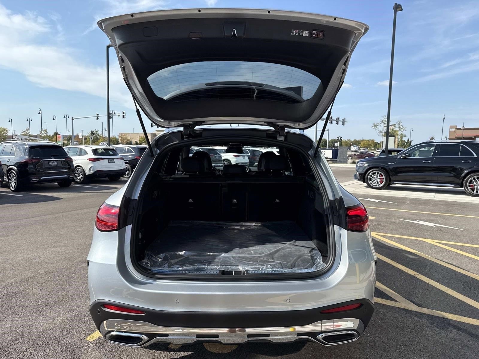 2025 MERCEDES-BENZ GLC-CLASS - Image 11