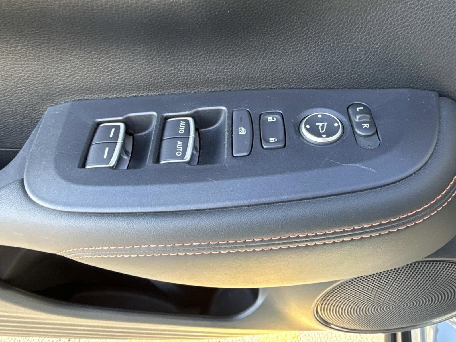 2023 HONDA HR-V - Image 21