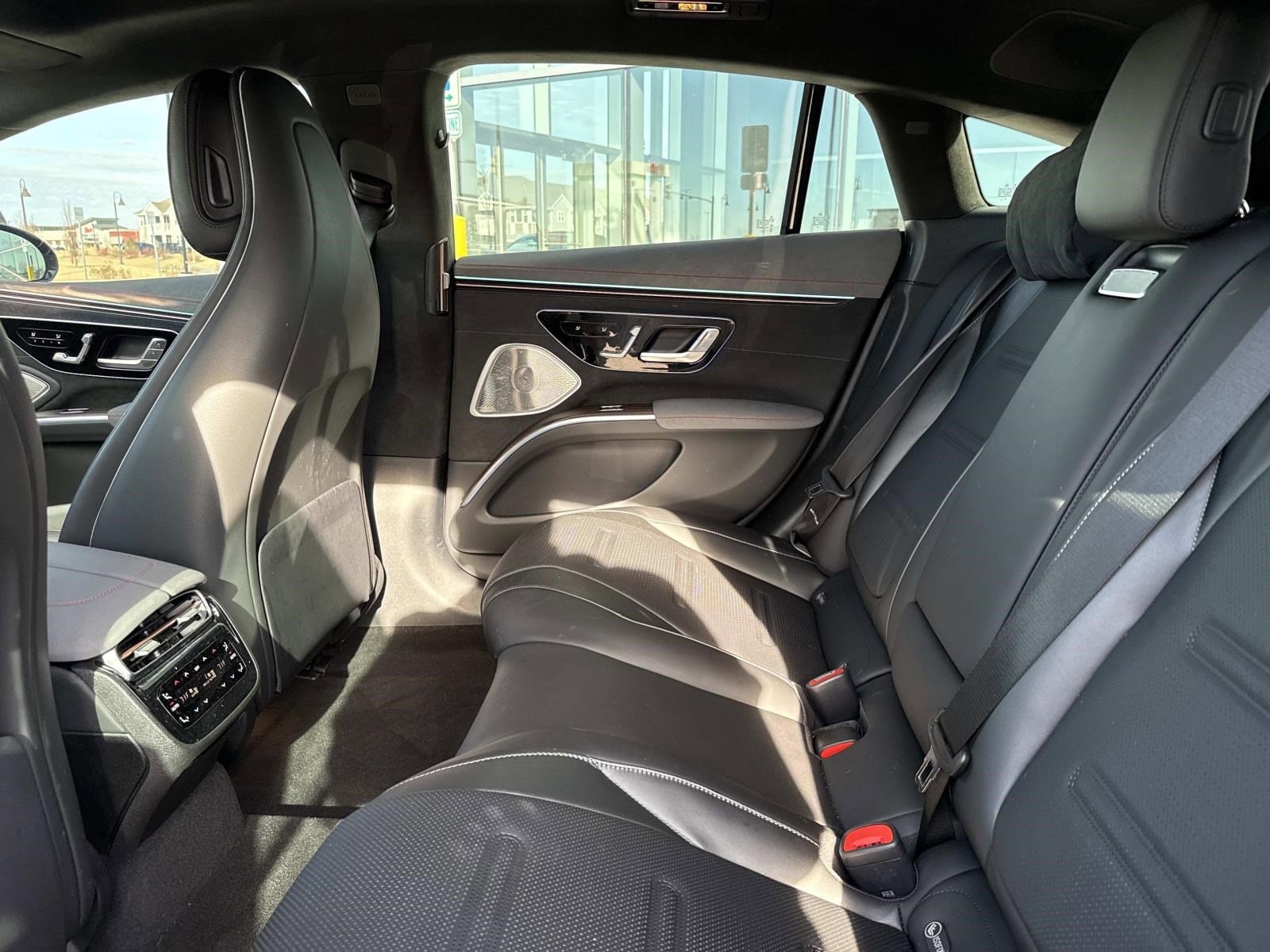 2024 MERCEDES-BENZ EQS-CLASS SEDAN - Image 16