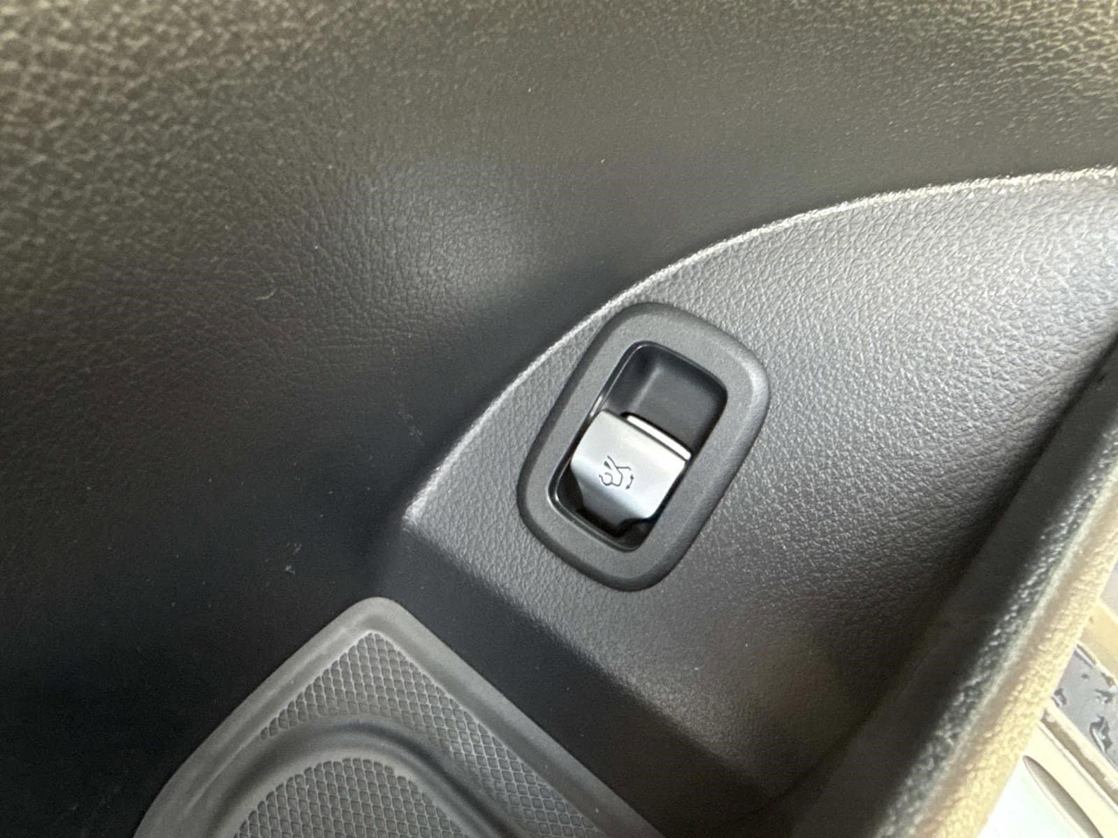 2026 MERCEDES-BENZ GLC-CLASS - Image 29