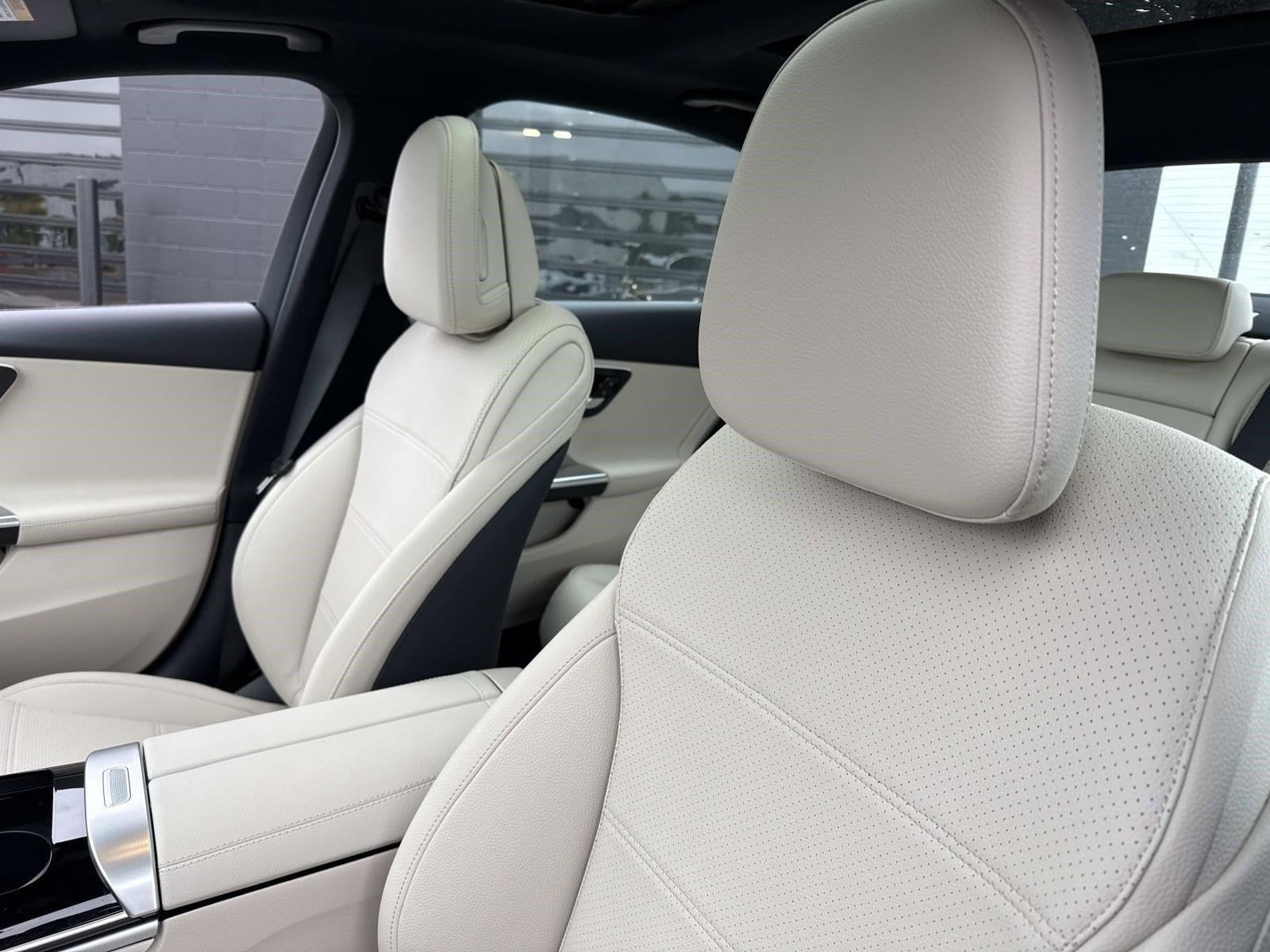 2025 MERCEDES-BENZ C-CLASS - Image 30