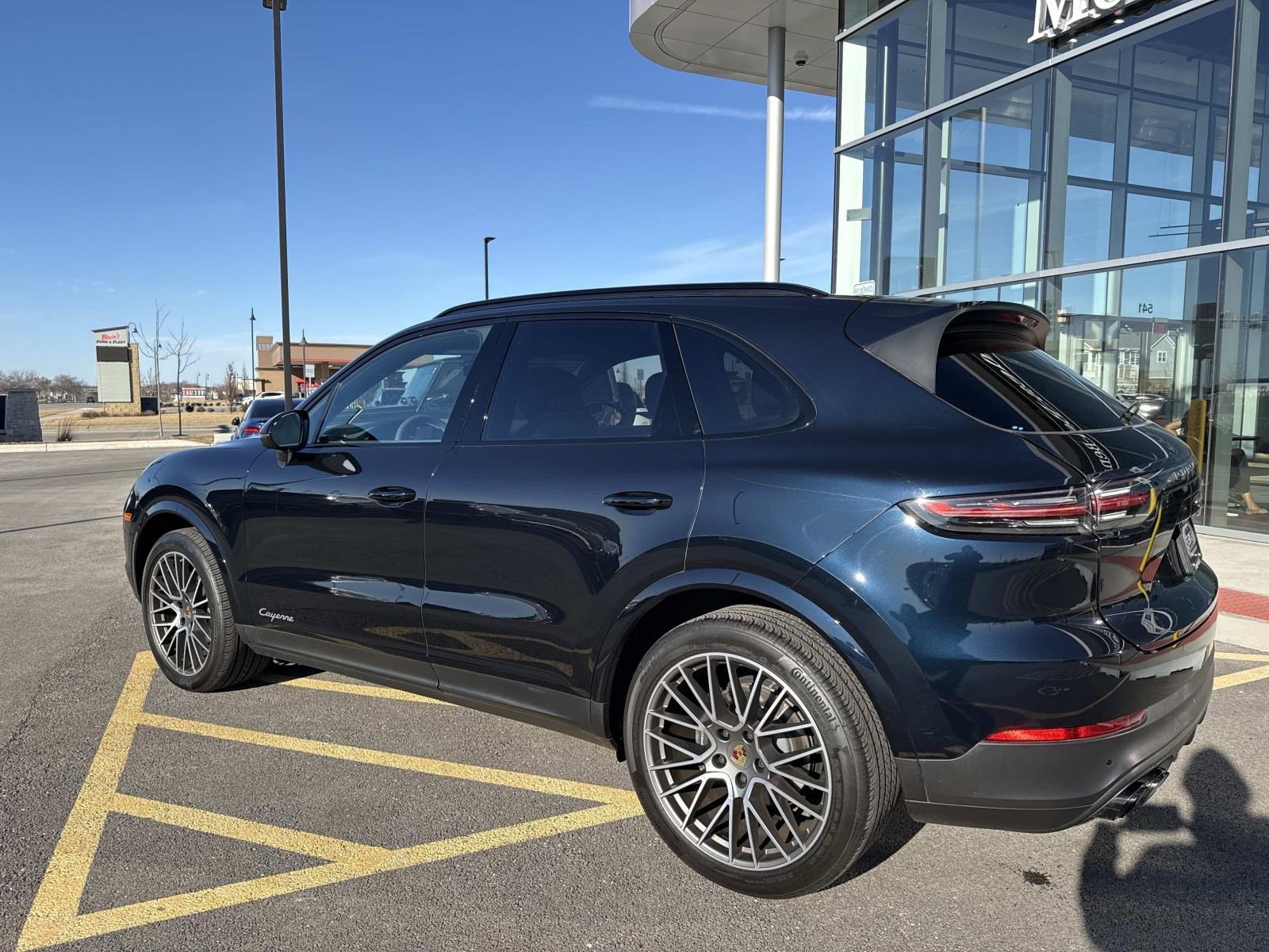 2023 PORSCHE CAYENNE - Image 12