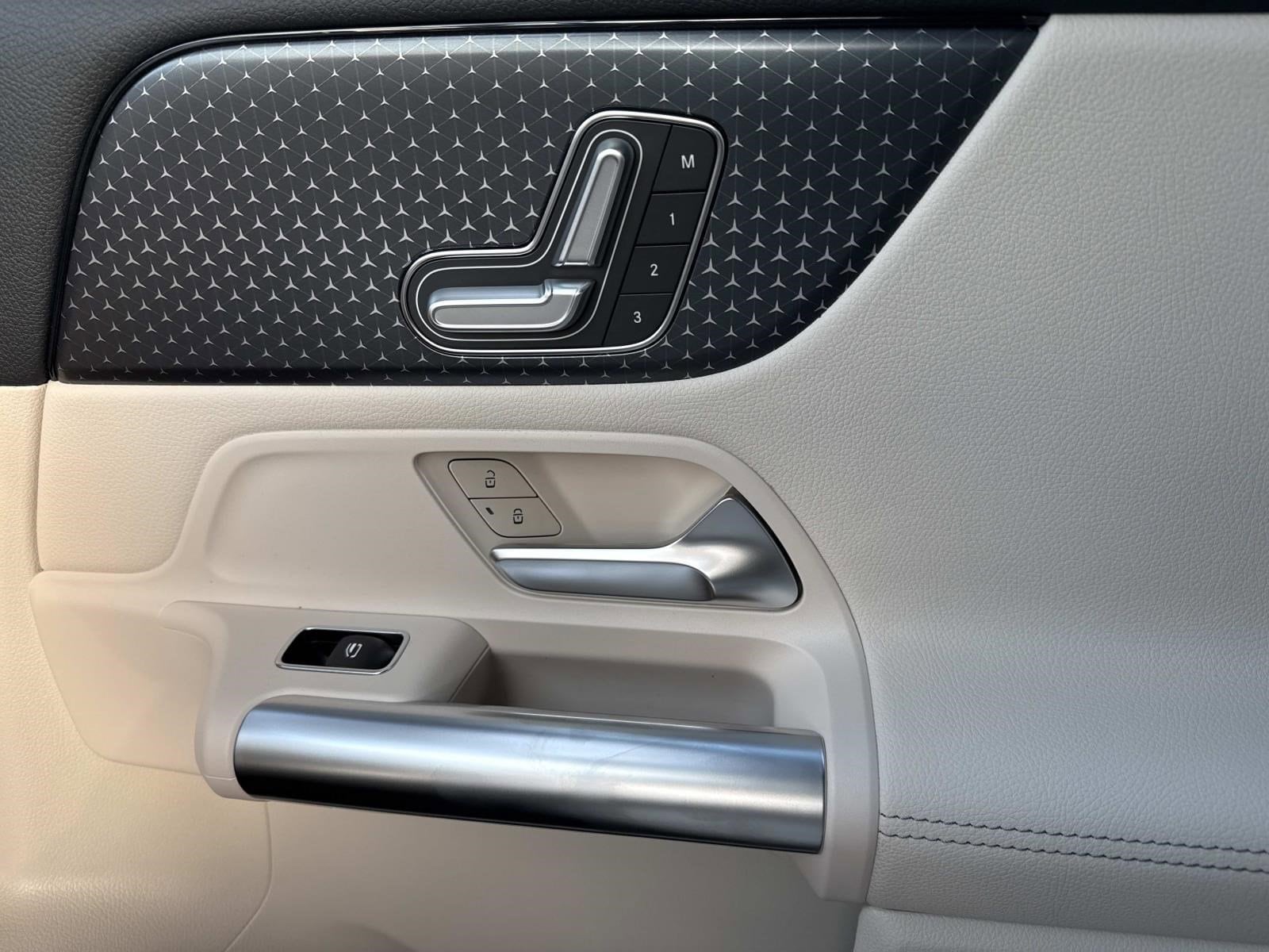 2025 MERCEDES-BENZ GLA-CLASS - Image 31