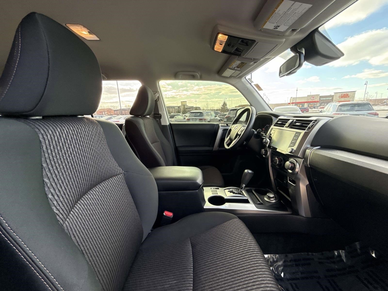 2022 TOYOTA 4RUNNER - Image 5