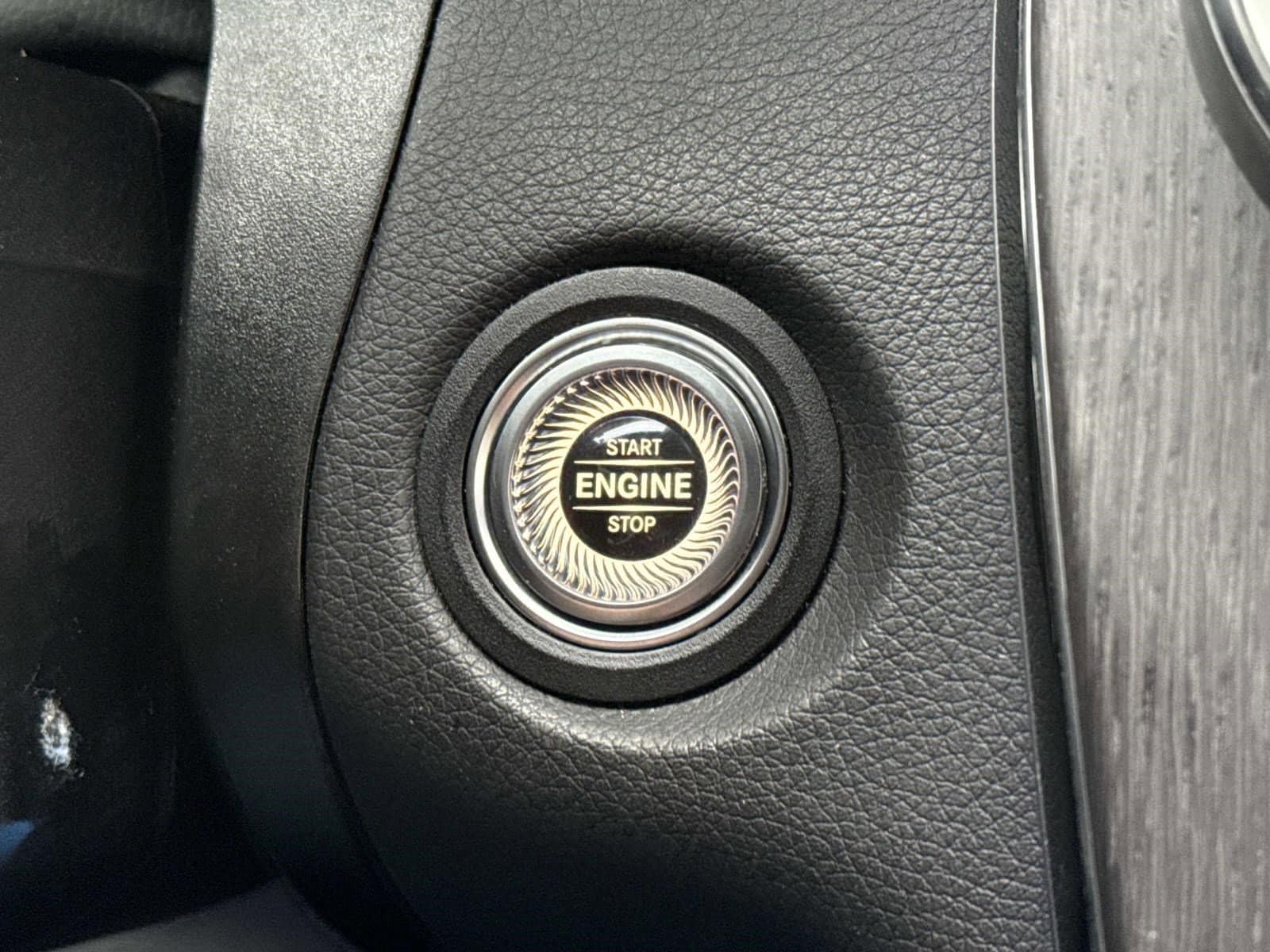 2023 MERCEDES-BENZ GLC-CLASS - Image 38