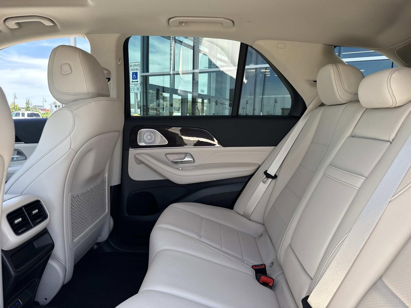 2026 Mercedes-Benz GLE GLE450 - Photo 17
