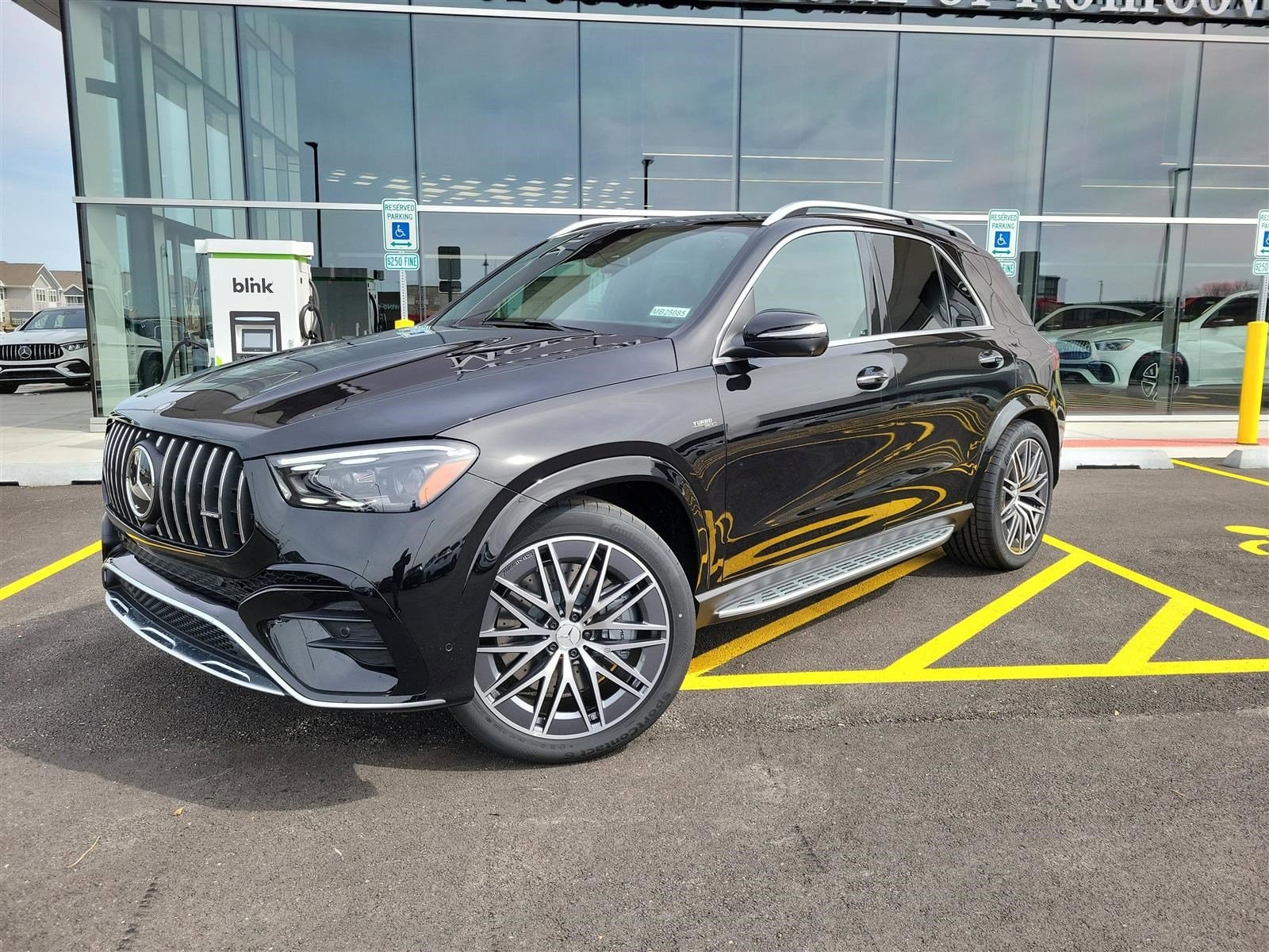 2025 Mercedes-Benz GLE AMG GLE 53's photo