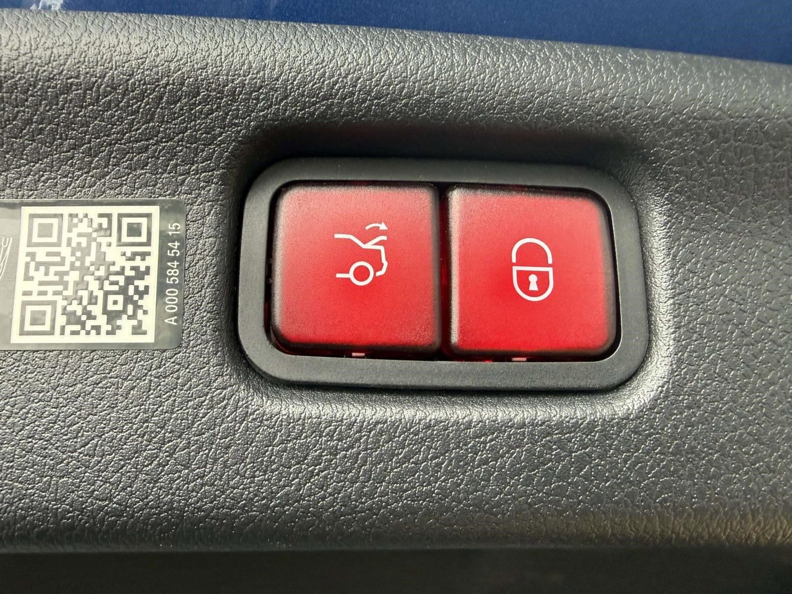 2024 MERCEDES-BENZ C-CLASS - Image 11