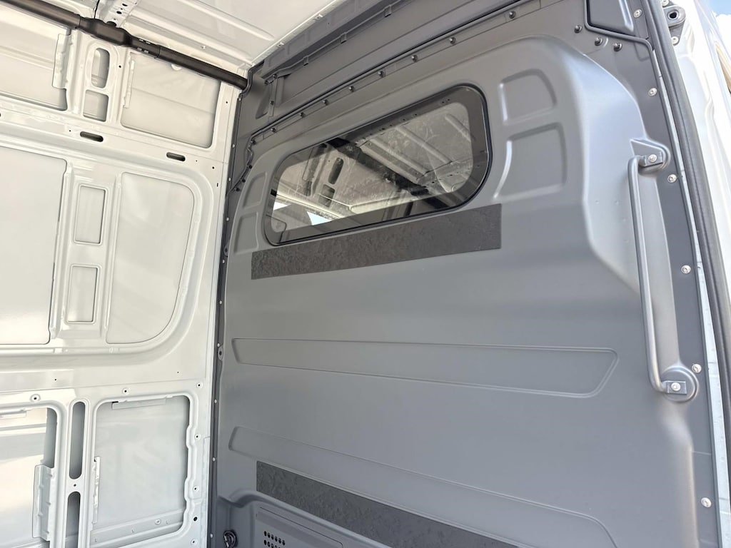 New 2026 Mercedes-Benz Sprinter 2500 Standard Roof 4-Cyl Diesel