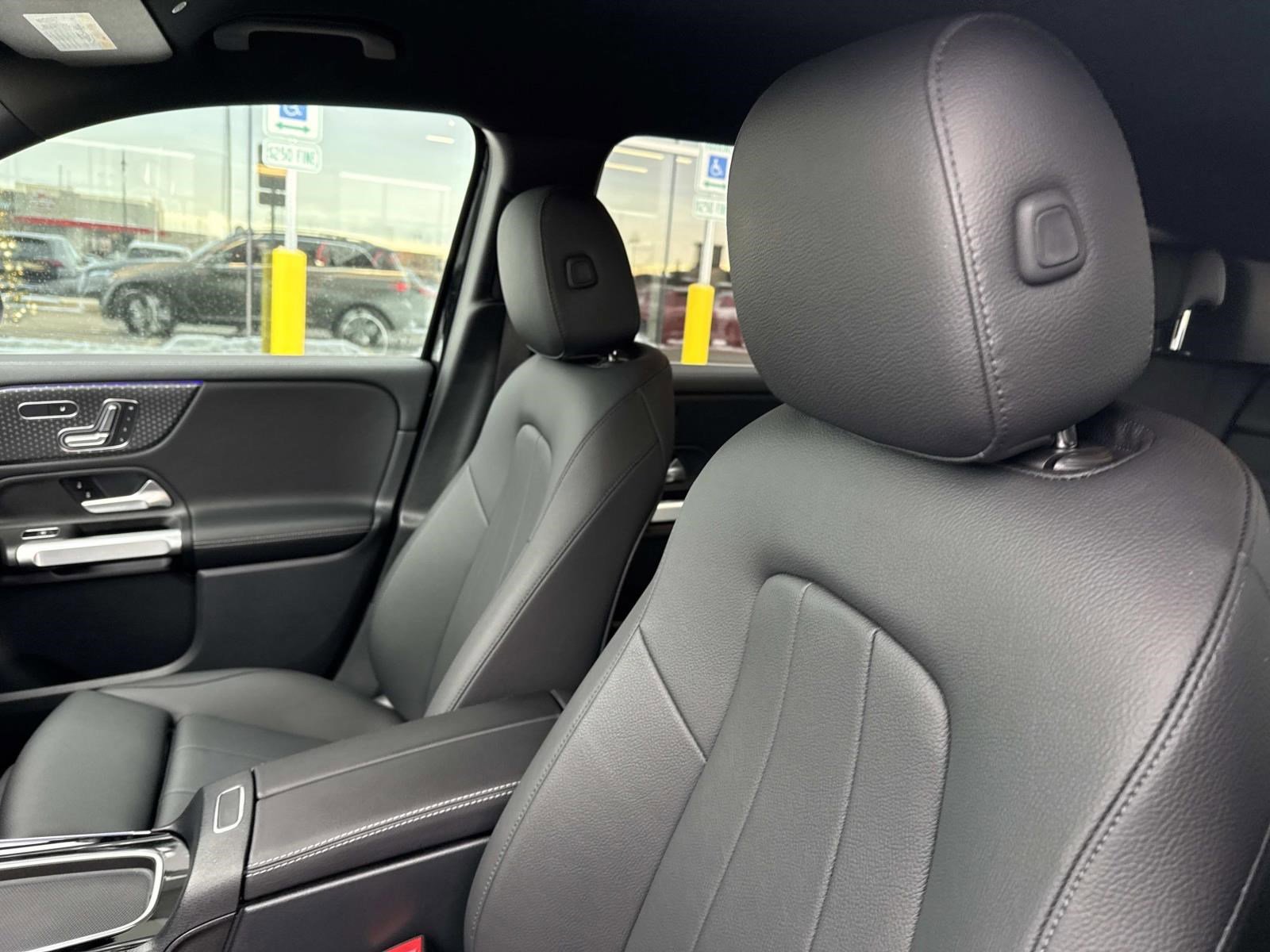 2025 MERCEDES-BENZ GLB-CLASS - Image 29