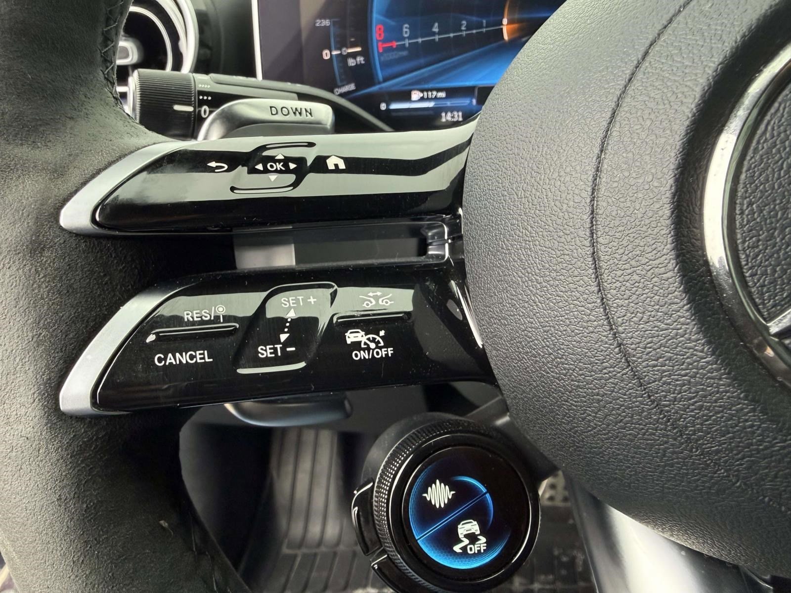 2024 MERCEDES-BENZ C-CLASS - Image 39