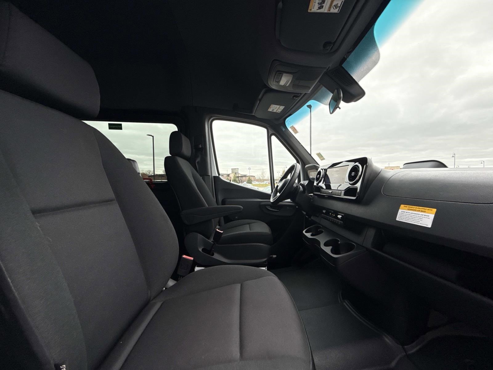 2025 MERCEDES-BENZ SPRINTER - Image 5