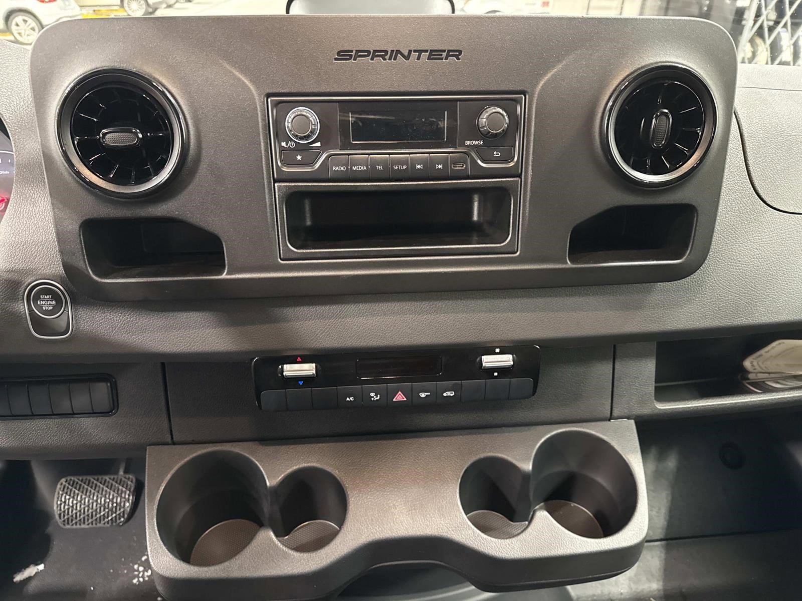 2025 MERCEDES-BENZ SPRINTER - Image 18