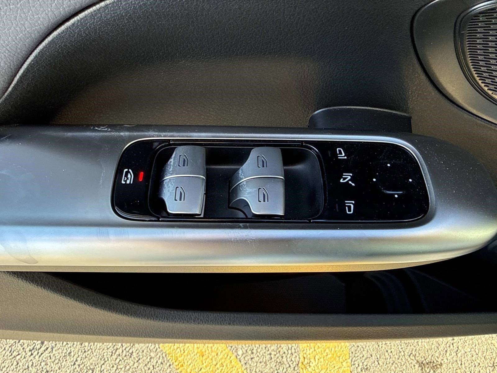 2026 MERCEDES-BENZ C-CLASS - Image 23