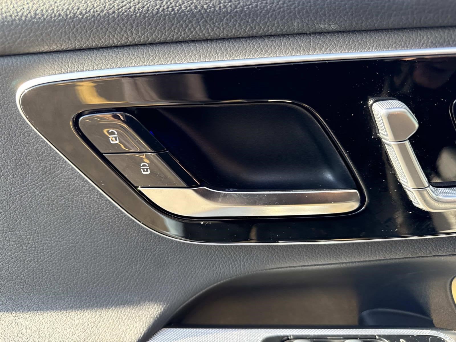 2025 MERCEDES-BENZ GLC-CLASS - Image 24