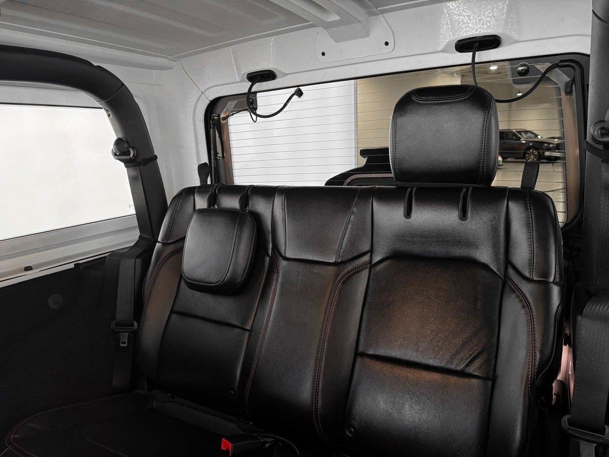 2020 JEEP WRANGLER - Image 14