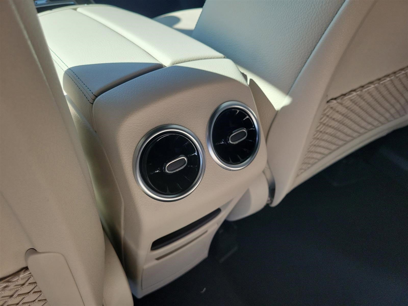 2025 MERCEDES-BENZ GLB-CLASS - Image 21