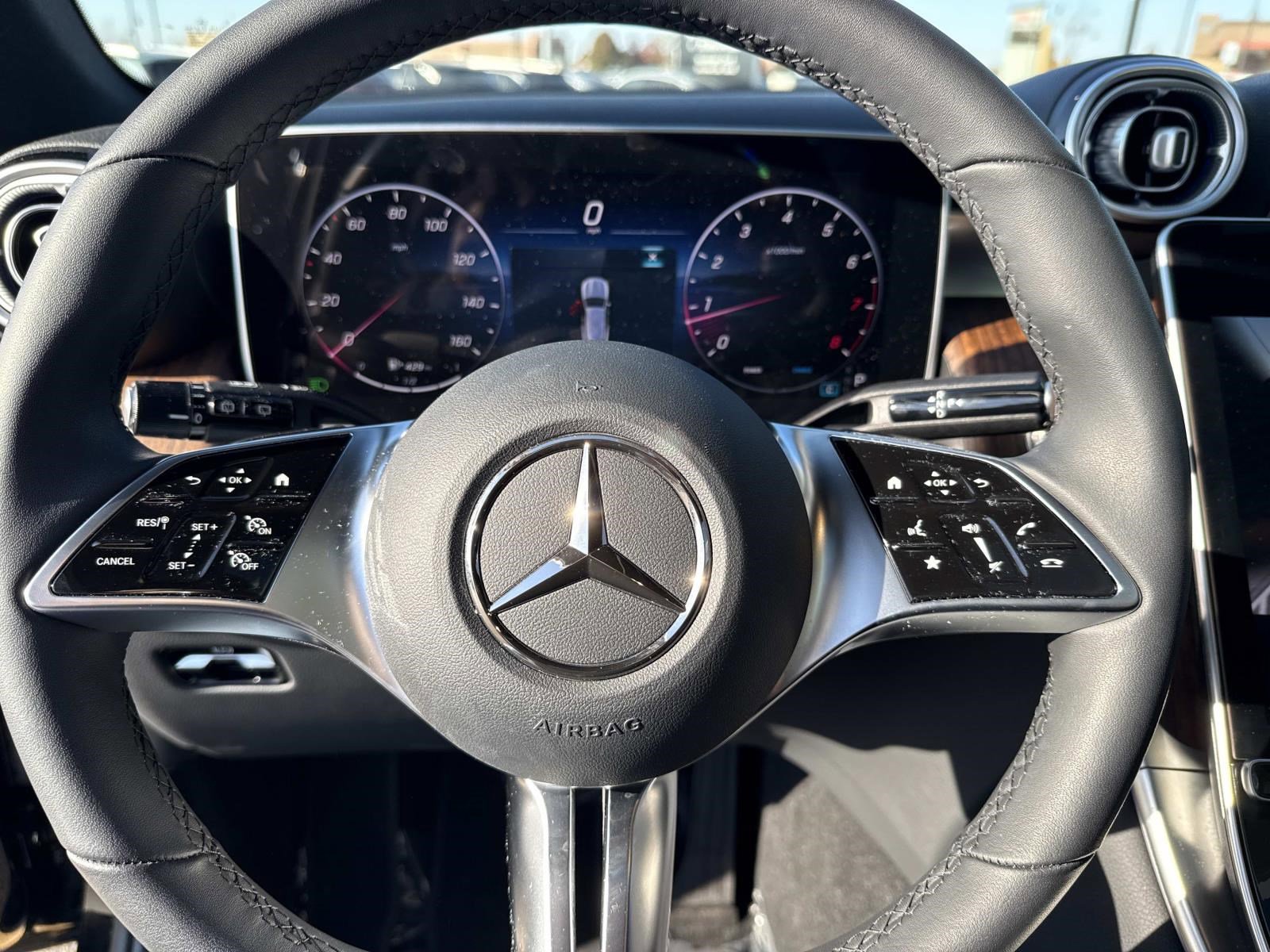 2025 MERCEDES-BENZ GLC-CLASS - Image 38