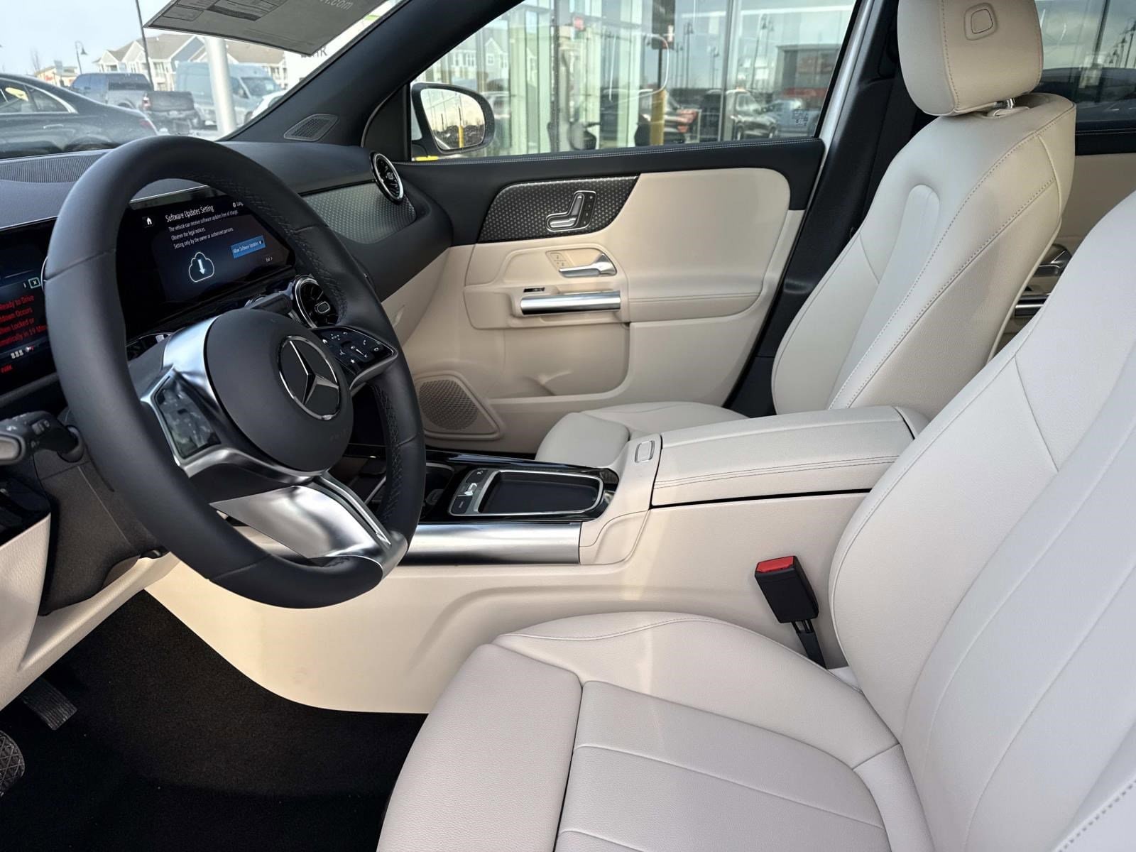 2025 MERCEDES-BENZ GLA-CLASS - Image 28