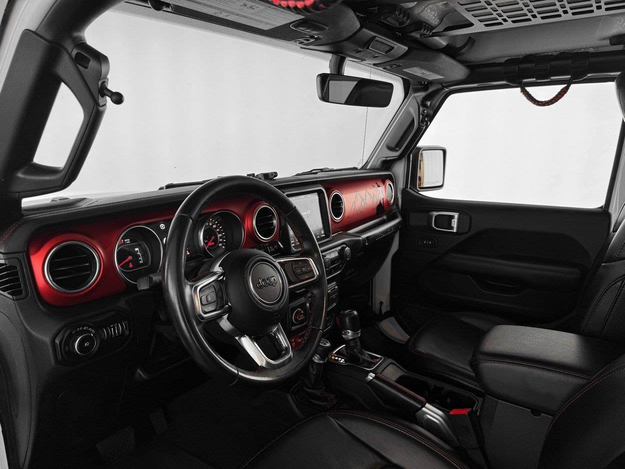 2020 JEEP WRANGLER - Image 13