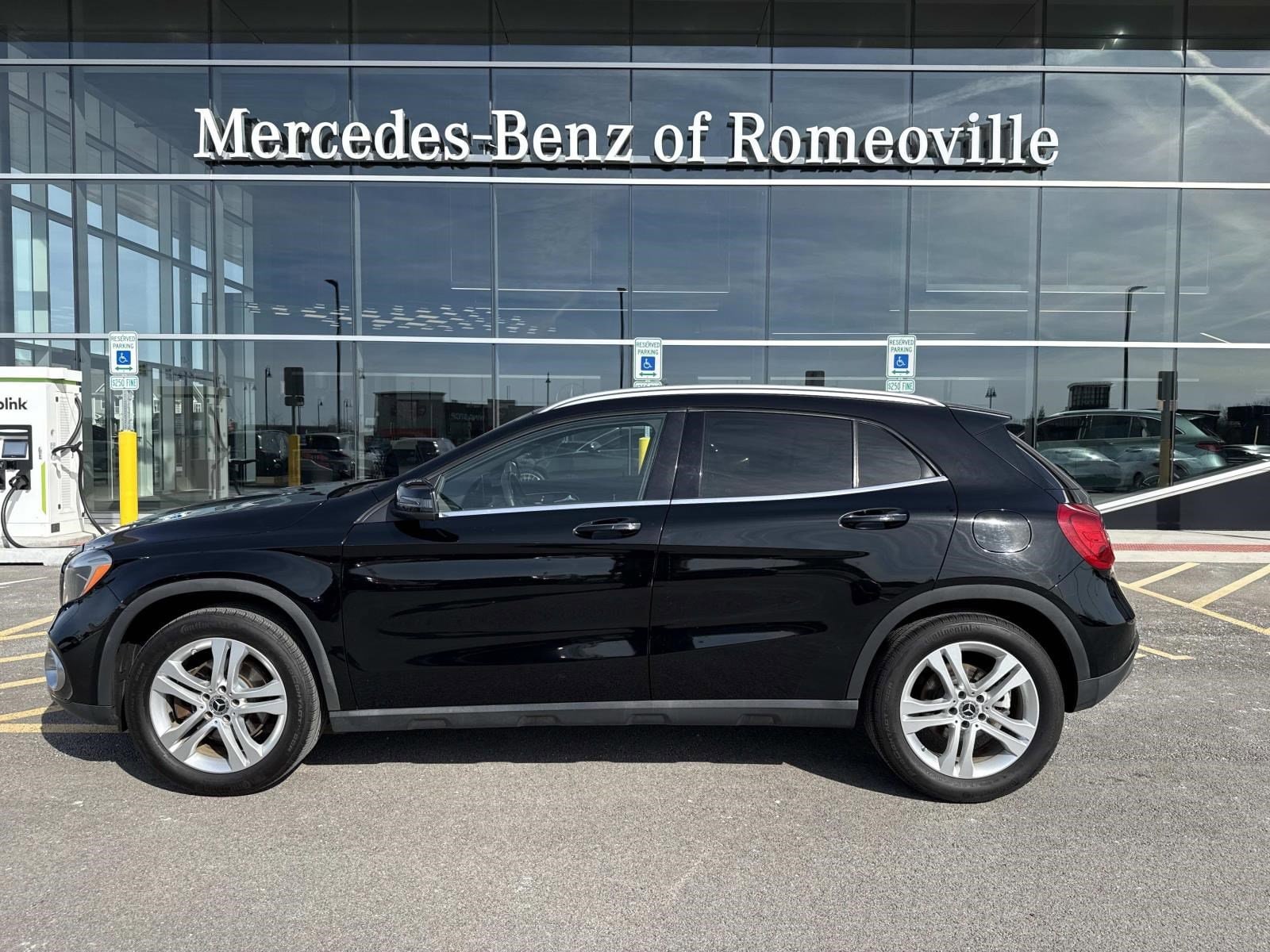 Used 2018 Mercedes-Benz GLA-Class GLA250 with VIN WDCTG4GB0JJ417924 for sale in Bolingbrook, IL