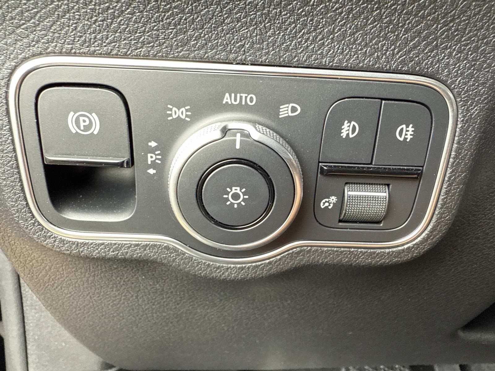 2026 MERCEDES-BENZ GLB-CLASS - Image 30