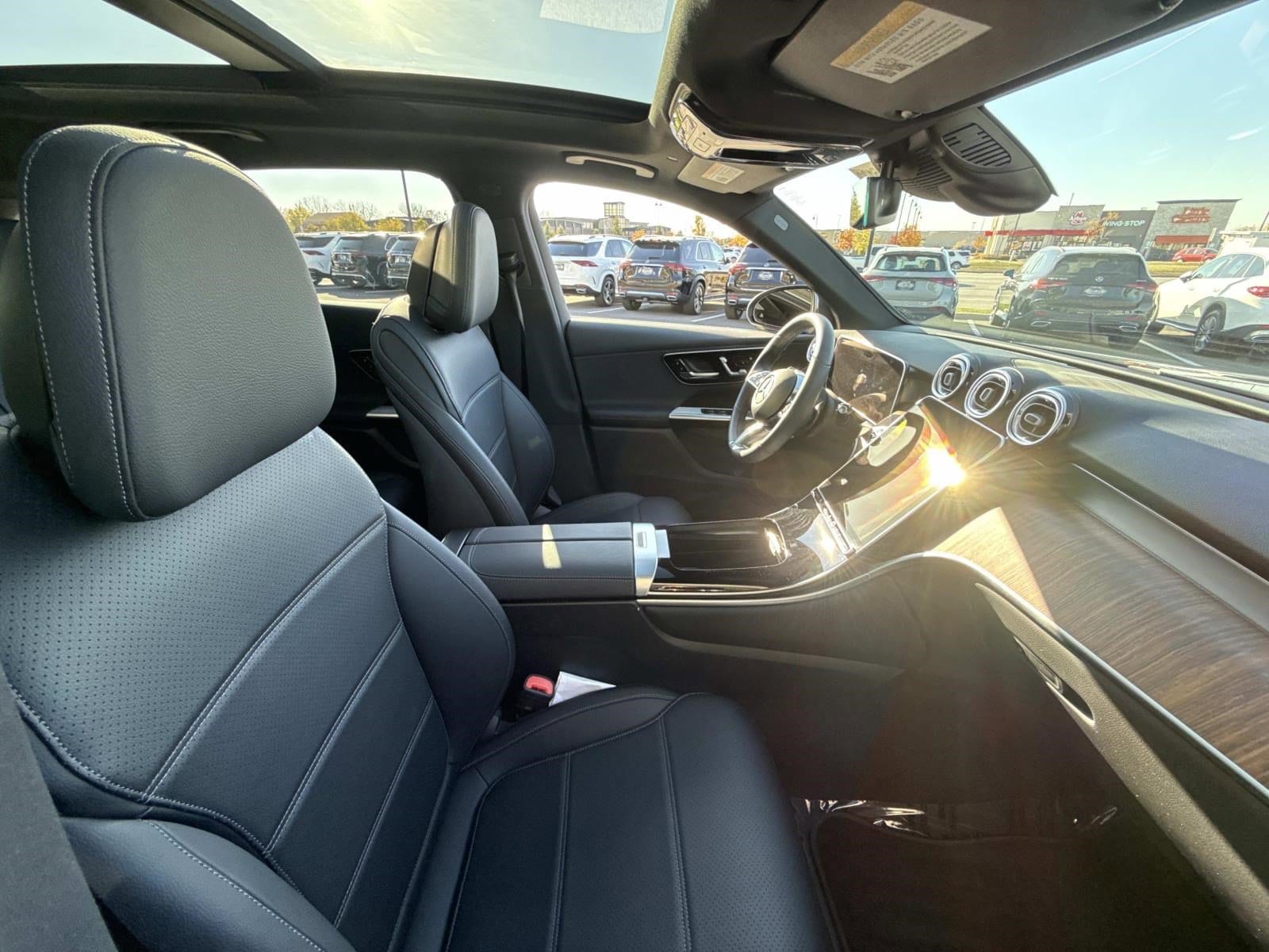 2025 MERCEDES-BENZ GLC-CLASS - Image 5