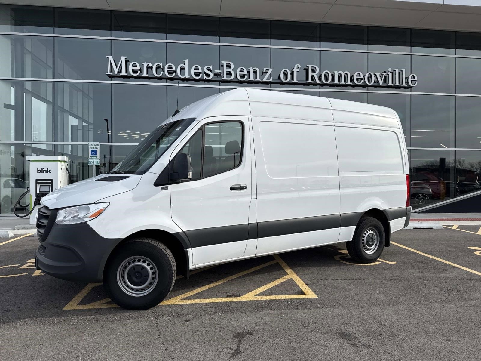 2023 Mercedes-Benz Sprinter Cargo Van Base's photo