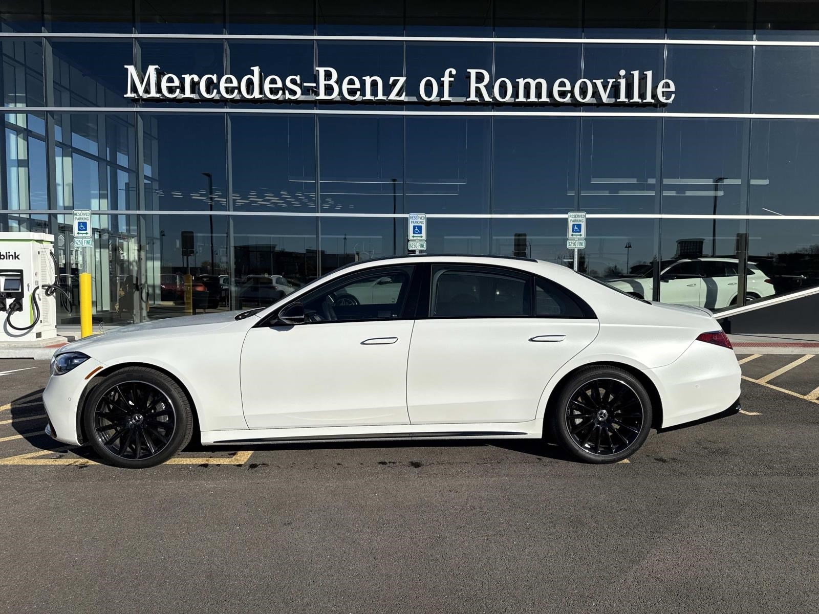 2025 MERCEDES-BENZ S-CLASS - Image 2