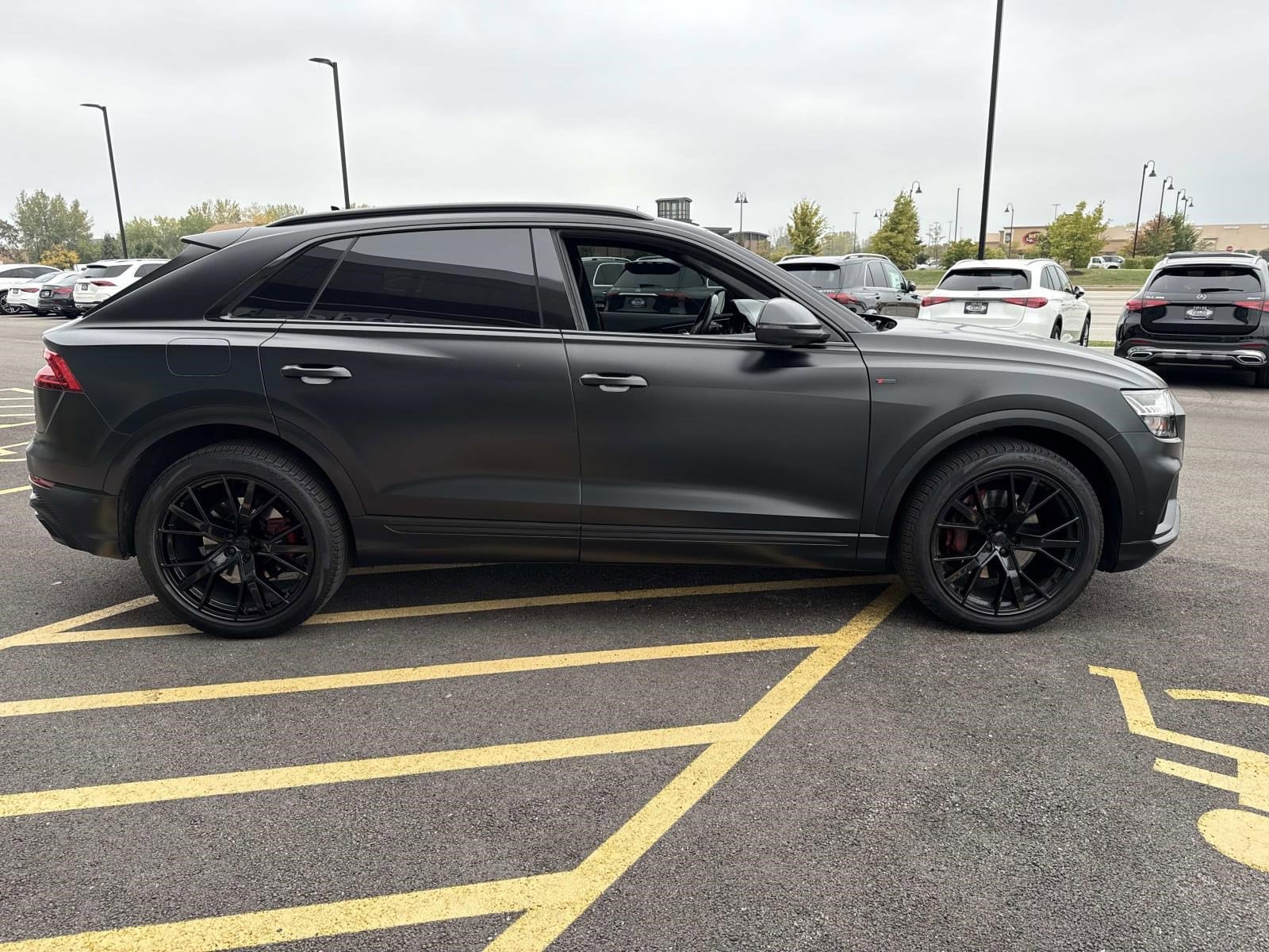 2019 AUDI Q8 - Image 6