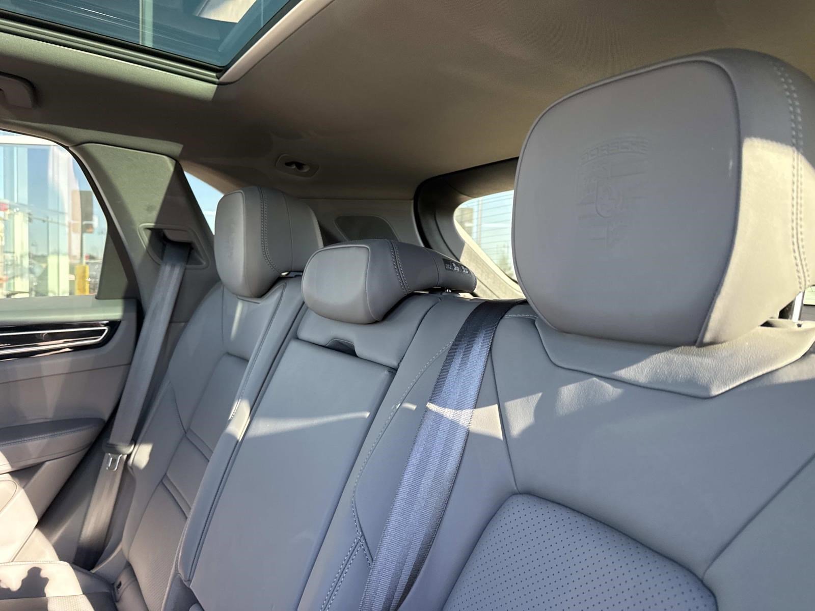 2023 PORSCHE CAYENNE - Image 17