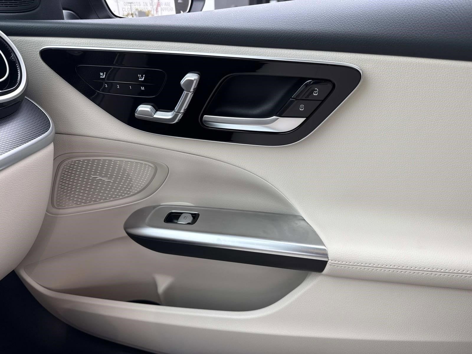 2025 MERCEDES-BENZ C-CLASS - Image 34