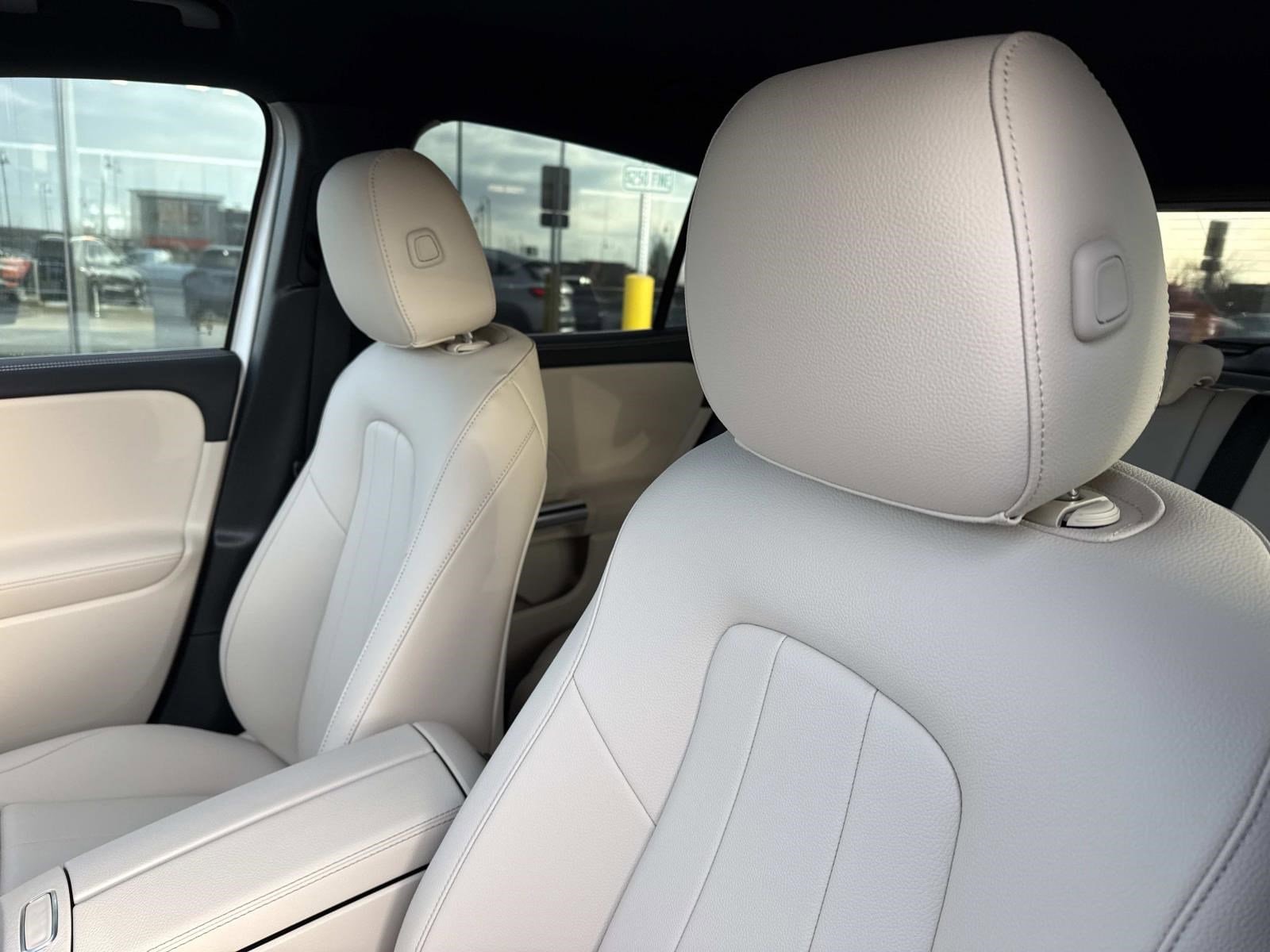 2025 MERCEDES-BENZ GLA-CLASS - Image 27